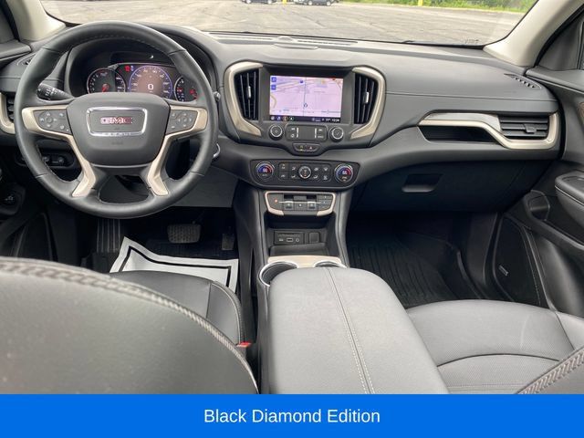 Certified 2024 GMC Terrain Denali w/ Black Diamond Edition AWD/4WD image 5