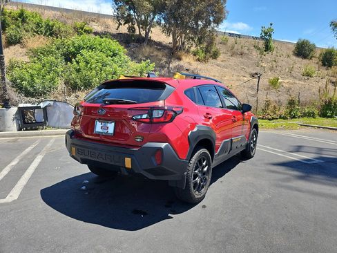 Certified 2024 Subaru Crosstrek 2.5i Wilderness w/ Crosstrek Mirror Package AWD/4WD image 7