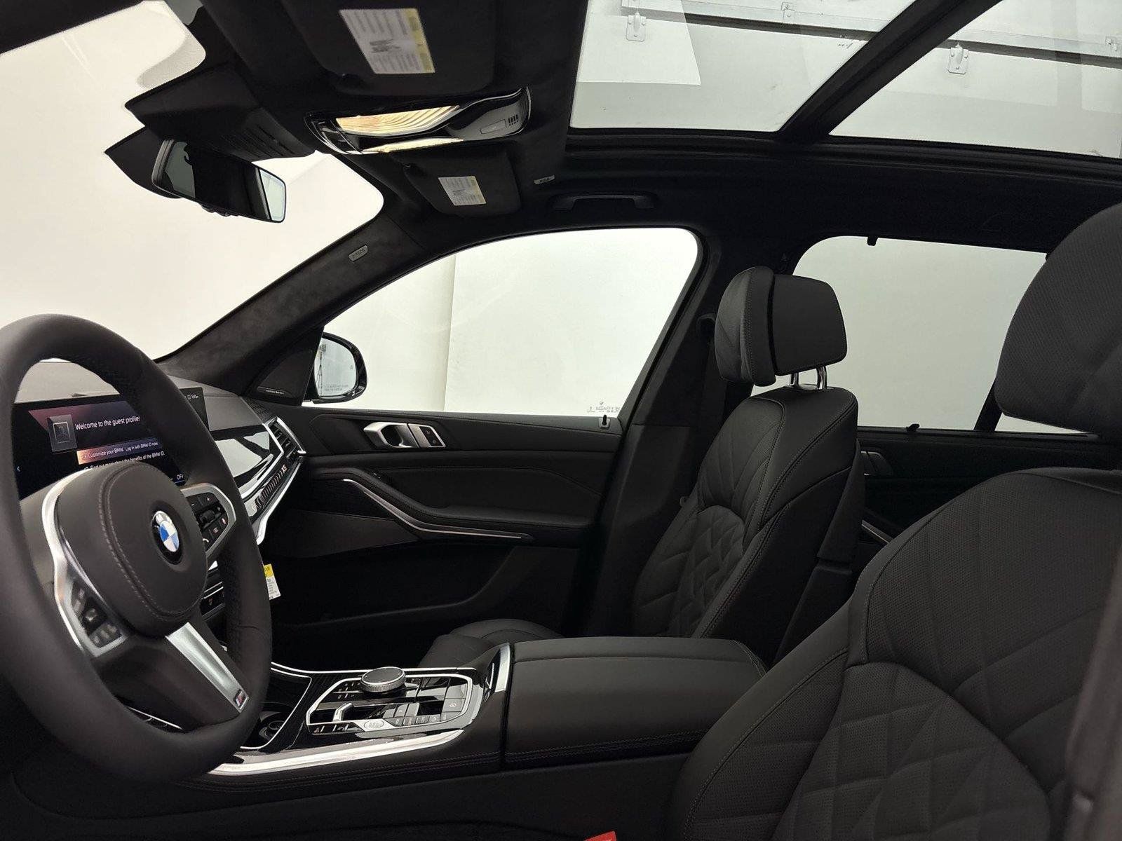 New 2026 BMW X5 xDrive40i w/ M Sport Package AWD/4WD image 24