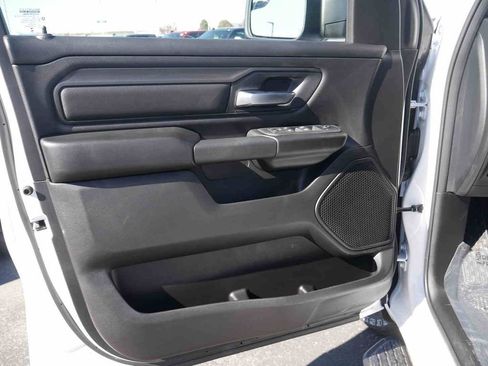 New 2026 RAM 1500 Express image 27