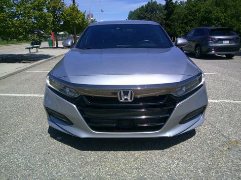Used 2018 Honda Accord Sport image 90
