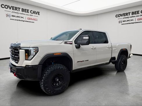 Used 2026 GMC Sierra 2500 AT4X w/ LPO, Black Badging Package image 3