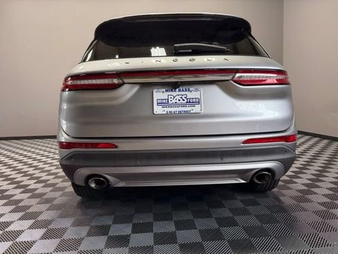 Used 2021 Lincoln Corsair AWD w/ Premium Package image 10