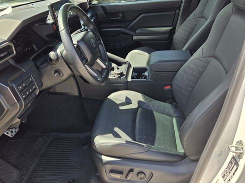 Certified 2025 Toyota 4Runner TRD Sport Premium AWD/4WD image 4