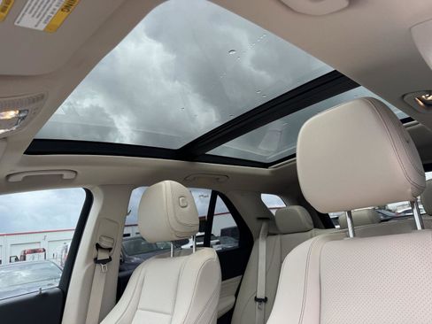 Used 2023 Mercedes-Benz GLE 350 w/ AMG Line Exterior image 15