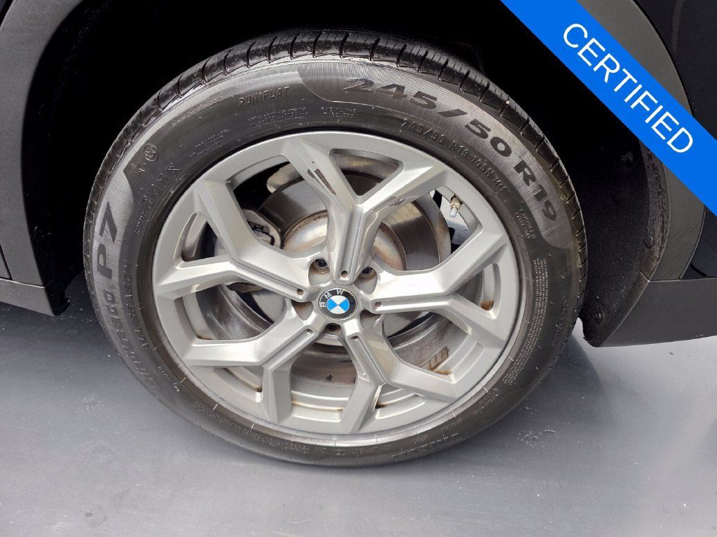 Certified 2024 BMW X3 xDrive30i w/ Convenience Package AWD/4WD image 17
