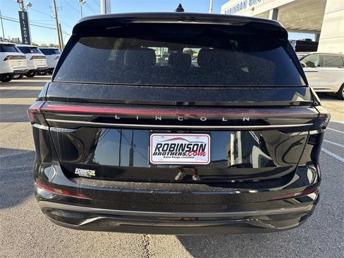 New 2026 Lincoln Nautilus Reserve w/ Jet Appearance Package image 4