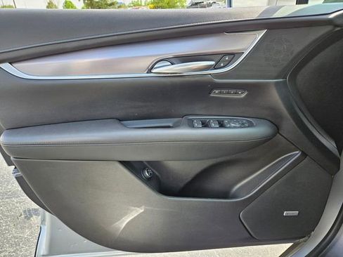 Used 2018 Cadillac XT5 Premium Luxury image 30