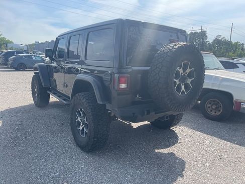 Used 2018 Jeep Wrangler Unlimited Rubicon image 4