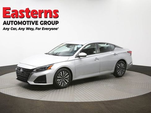 Used 2023 Nissan Altima 2.5 SV image 56