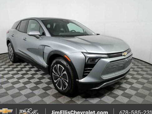 New 2026 Chevrolet Blazer EV LT image 25