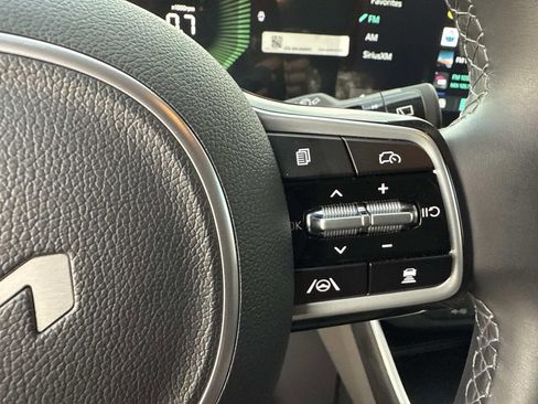 Used 2026 Kia Carnival image 34