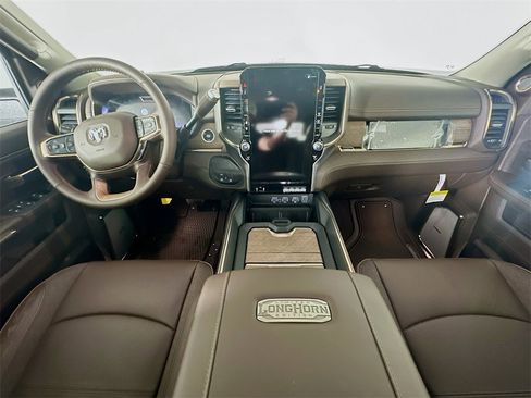 New 2026 RAM 2500 Limited image 9