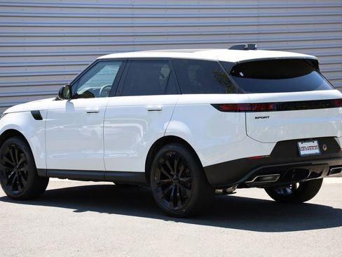 New 2026 Land Rover Range Rover Sport SE AWD/4WD image 3
