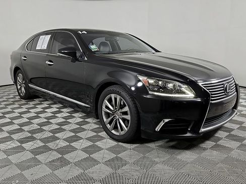 Used 2014 Lexus LS 460 L image 3