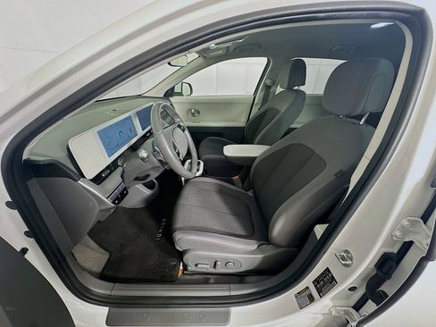 Used 2024 Hyundai Ioniq 5 SEL image 13