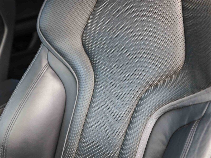 Used 2022 BMW M4 Competition w/ Executive Package RWD image 33