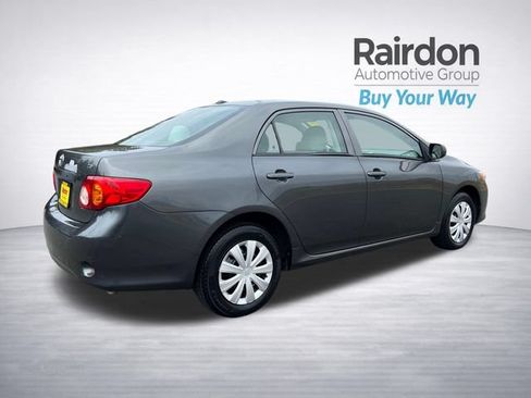 Used 2010 Toyota Corolla LE FWD image 7