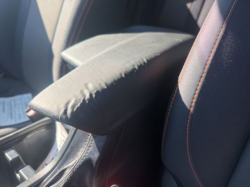 Used 2018 Subaru Crosstrek 2.0i Premium w/ Popular Package #3 image 32