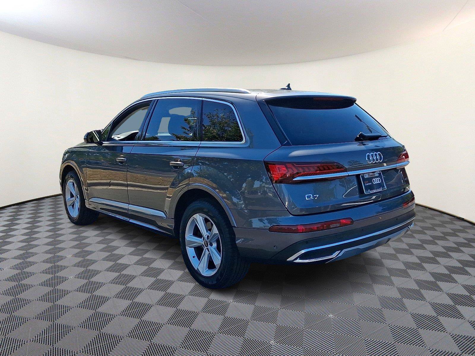 Used 2023 Audi Q7 2.0T Premium AWD/4WD image 4