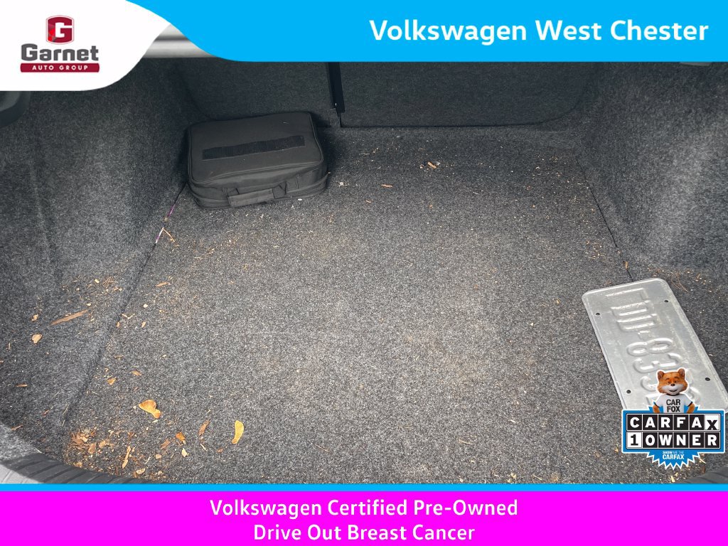 Certified 2024 Volkswagen Jetta SE w/ Panoramic Sunroof Package FWD image 16