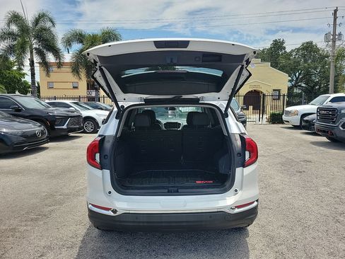 Used 2023 GMC Terrain SLT w/ LPO, Floor Liner Package FWD image 18