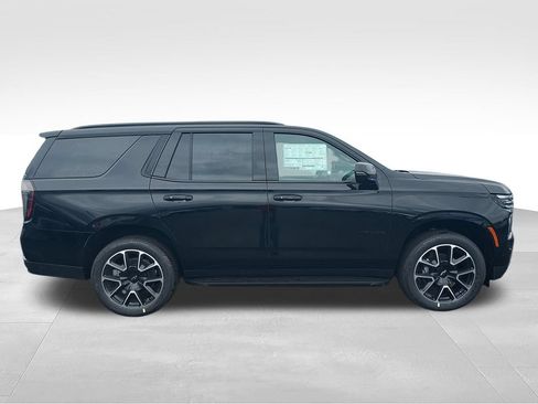 New 2026 Chevrolet Tahoe RST w/ RST Capability Package AWD/4WD image 9