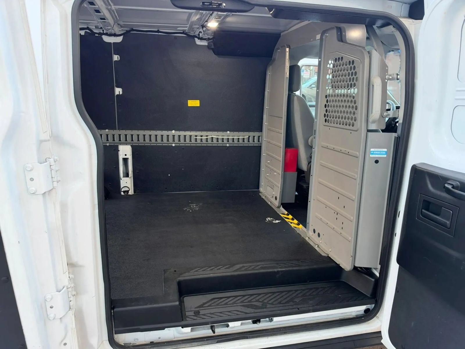 Used 2019 Ford Transit 250 130 Low Roof RWD image 19