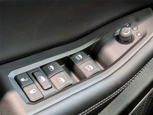 New 2026 Jeep Grand Cherokee Limited RWD image 27