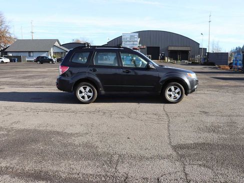 Used 2011 Subaru Forester 2.5X image 4