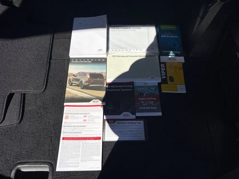 Used 2020 Kia Telluride SX w/ SX Prestige Package image 46