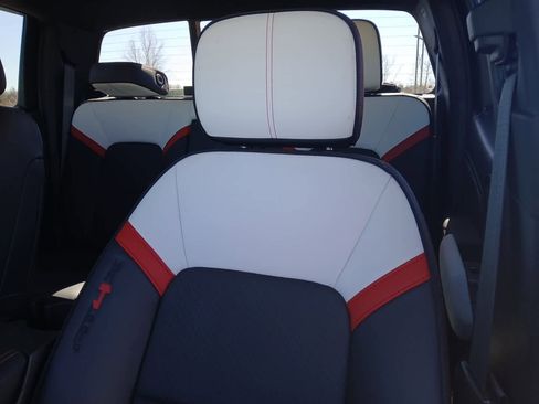 Used 2023 GMC Canyon AT4X image 22