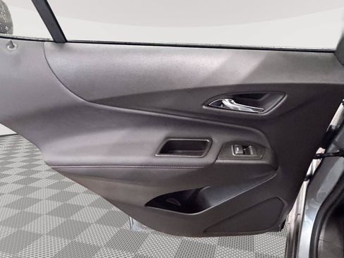 Used 2024 Chevrolet Equinox RS w/ RS Leather Package FWD image 24