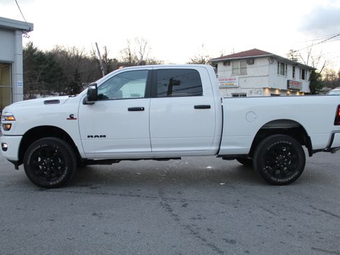 Used 2025 RAM 2500 Big Horn image 4