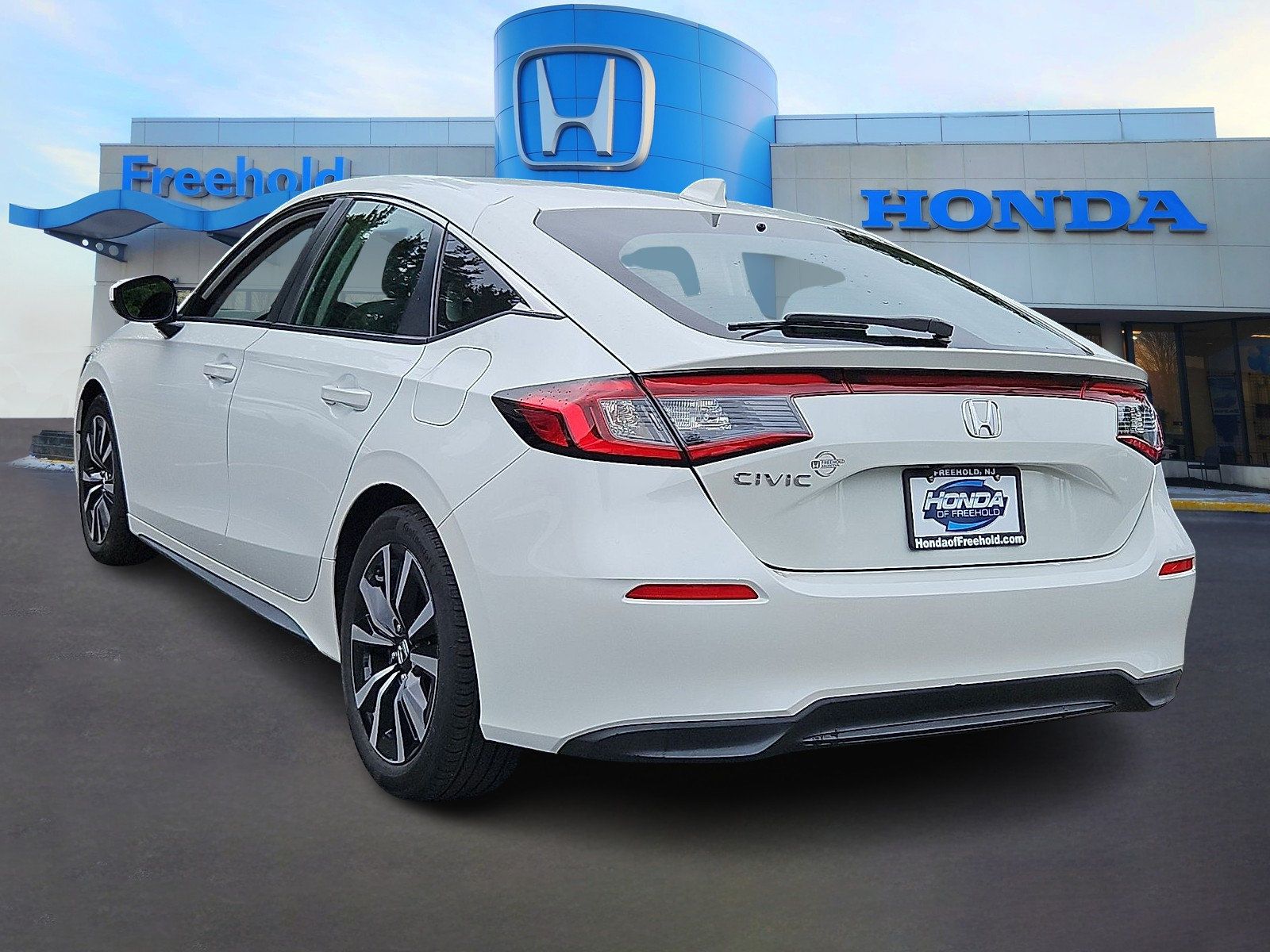 Used 2023 Honda Civic EX-L image 5