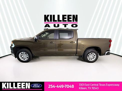 Used 2024 Chevrolet Silverado 1500 LT w/ Convenience Package II image 4