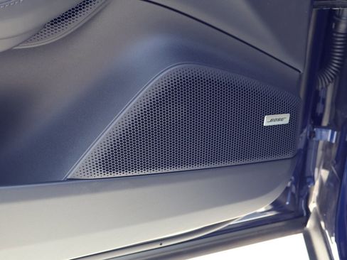 New 2025 Porsche Macan 4S Electric AWD/4WD image 14