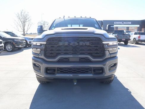 New 2026 RAM 2500 Limited image 10