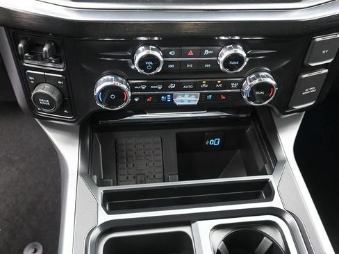 New 2026 Ford F250 Lariat w/ Black Appearance Package AWD/4WD image 6