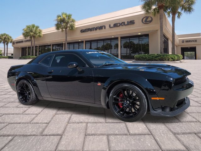 Used 2021 Dodge Challenger R/T Scat Pack RWD image 1
