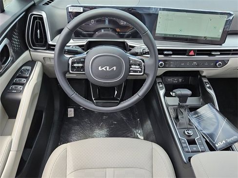 New 2025 Kia Sorento S w/ Panoramic Sunroof Package image 6
