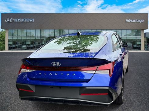 Certified 2026 Hyundai Elantra Sport FWD image 5