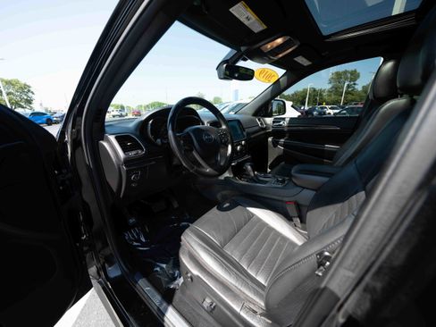 Used 2019 Jeep Grand Cherokee Limited X AWD/4WD image 8