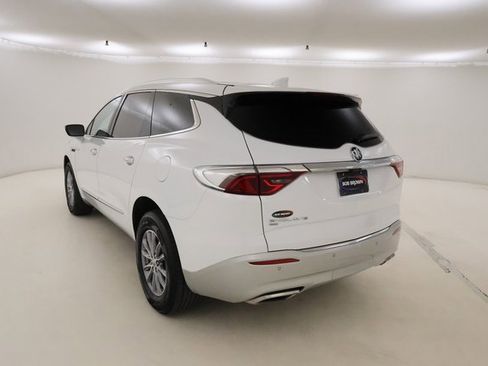 Used 2024 Buick Enclave Essence w/ Technology Package image 24