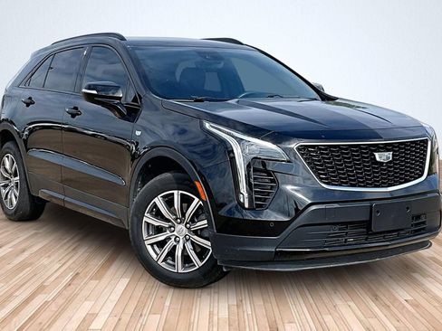 Used 2022 Cadillac XT4 Sport w/ Comfort Package FWD image 9