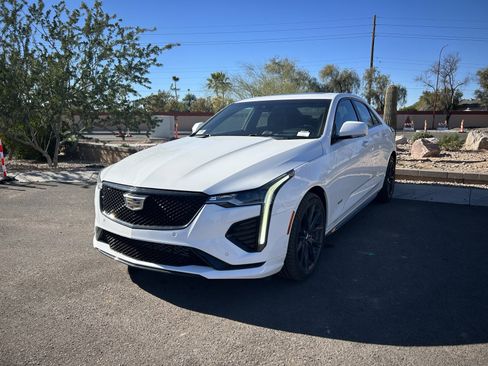 Used 2023 Cadillac CT4 V w/ Navigation Package image 7