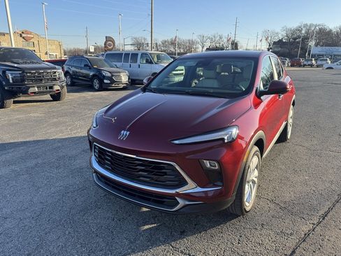 Used 2025 Buick Encore GX Preferred w/ Advanced Technology Package image 3