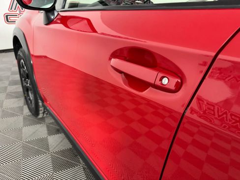 Used 2021 Subaru Crosstrek 2.0i image 24