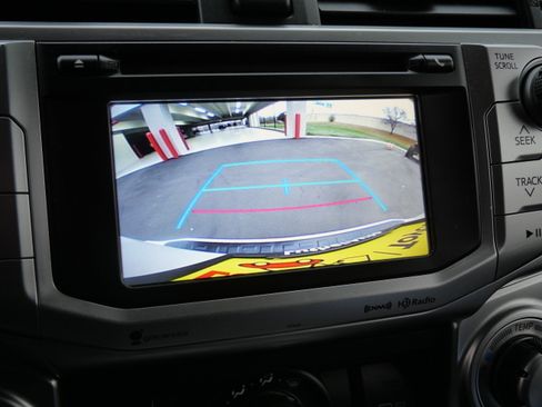 Certified 2018 Toyota 4Runner SR5 image 30