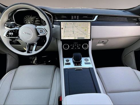 New 2026 Jaguar F-PACE R-Dynamic S image 5